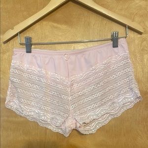 PINK Victoria’s Secret lace thigh boyshort panty NWOT